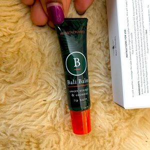Sweet Orange and Coconut Lip Balm